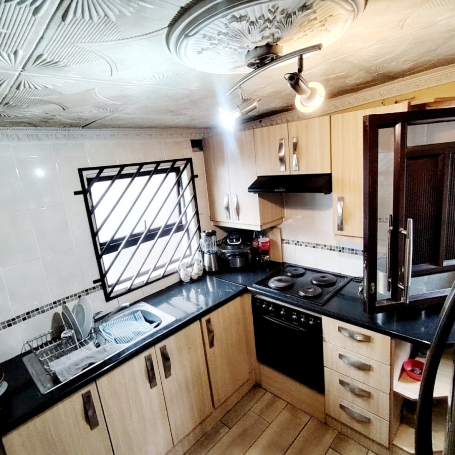 4 Bedroom Property for Sale in Mdantsane Nu 9 Eastern Cape